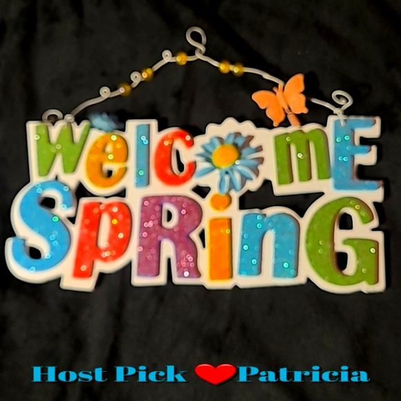 WELCOME SPRING Hanging Sign - Picture 1 of 10